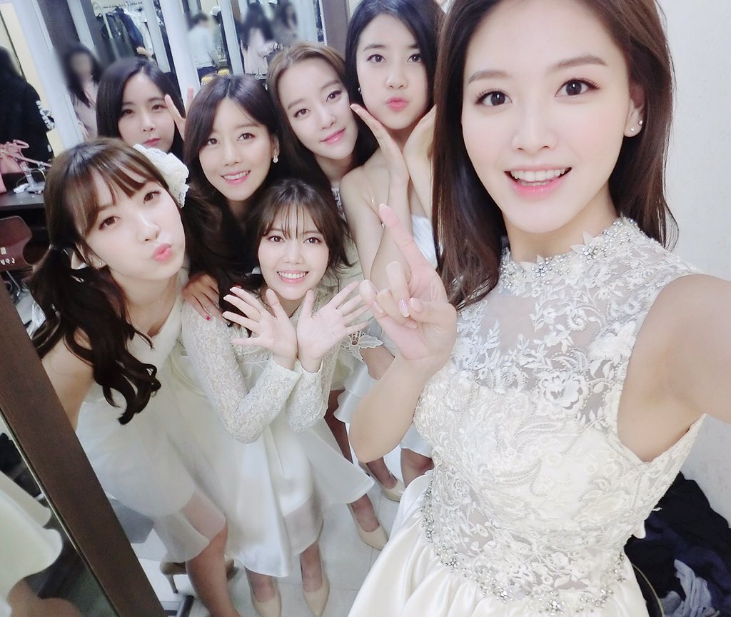 JaeKyung_K's tweet photo. #RAINBOW 🍒🍊🍋🍏🚙🌌🔮 https://t.co/yJ2UqS7voS