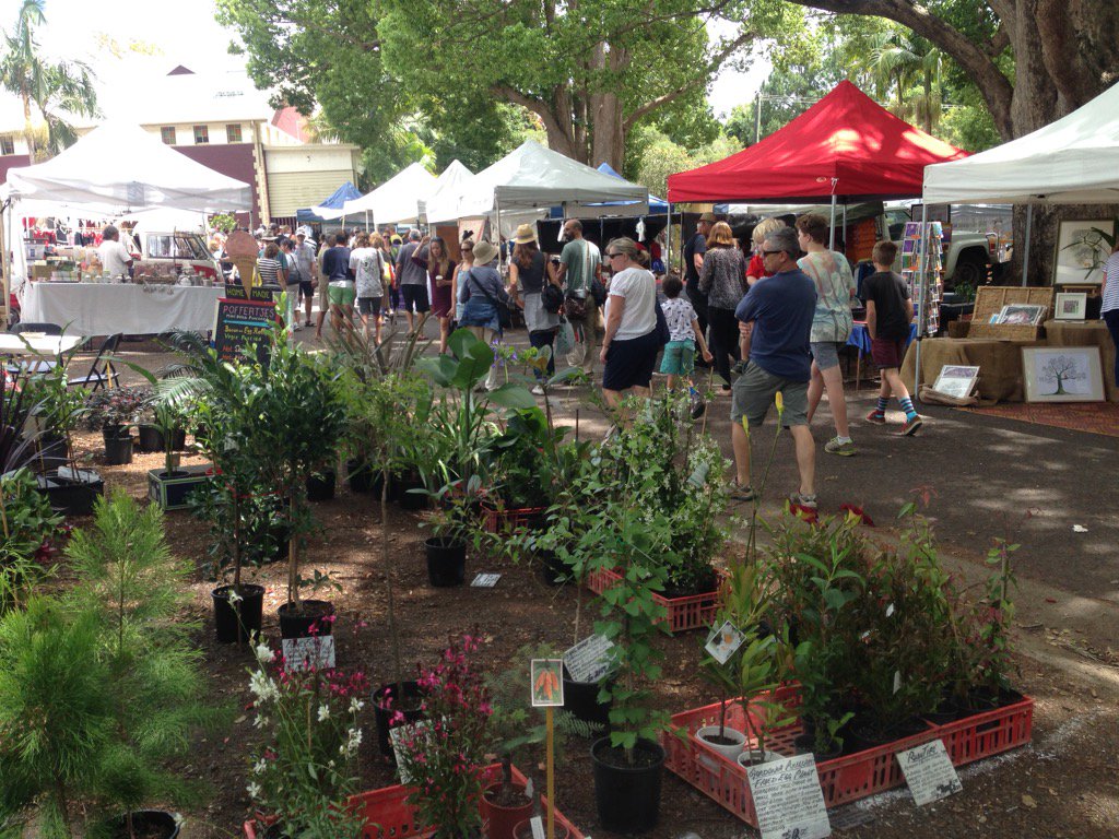 WENGoldCoast's tweet photo. Excellent eclectic market in Bangalow northern NSW https://t.co/dERldLt9q2 #Markets @Goldcoastlocals @goldcoast4u https://t.co/9mWjrPUo8b