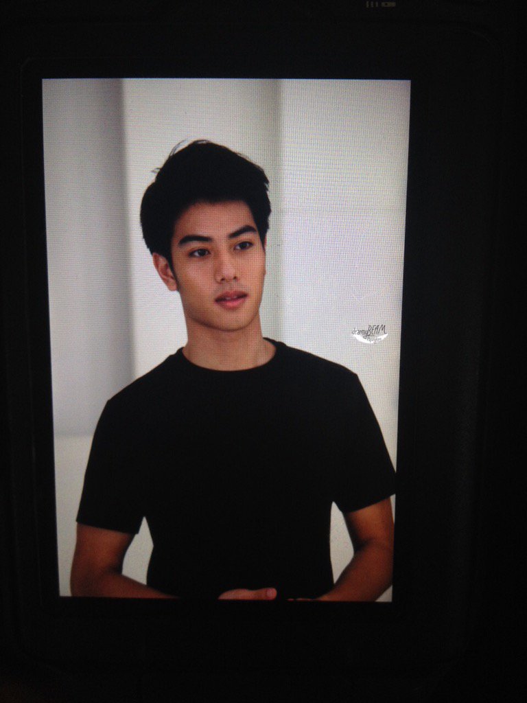 dearmyBEAM's tweet photo. เจอกัน 6 โมงเย็นที่ศูนย์สิริกิตต์นะทุกคน 😘😘😘 @iamthebeam #waterboyythemovie #iamthebeam https://t.co/d1r0ChfxvA