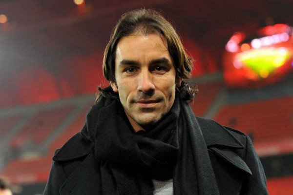 Happy Birthday.. Robert PIRES
29 Oktober 1973 