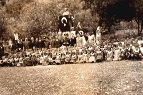 ybutikk's tweet photo. 29 Ekim Cumhuriyet Bayramı'mız kutlu olsun https://t.co/EUcge0ctC3