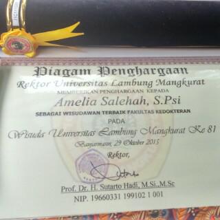 Terimakasih banyak kpd Koti kita mengharumkan nama Psikologi 2011 @Amelishalehah 🎓🎉 keep shining and always success