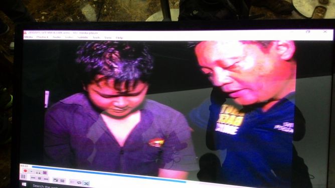 Metro_TV's tweet image. Pelaku Buat 5 Bom Berdaya Ledak Tinggi, Dua Meledak goo.gl/6WU6rX