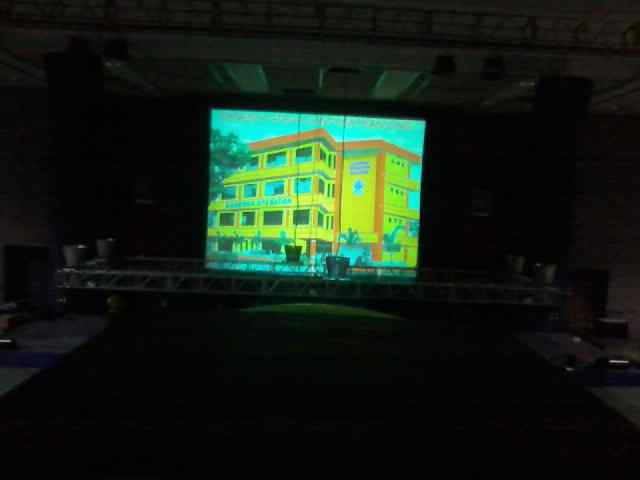 jazzpromomedia's tweet photo. foto ini Acaranya masih di sabuga. Projector 12.000 Lumen Incl Lensa semi long dan Screen sabuga https://t.co/homx2dVWn7