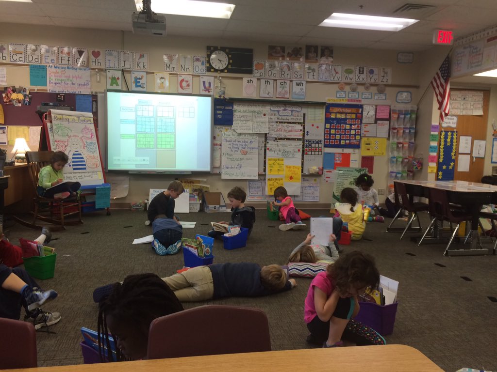 MrsLewis208's tweet photo. Independent reading time! https://t.co/QYp6VkgLG7