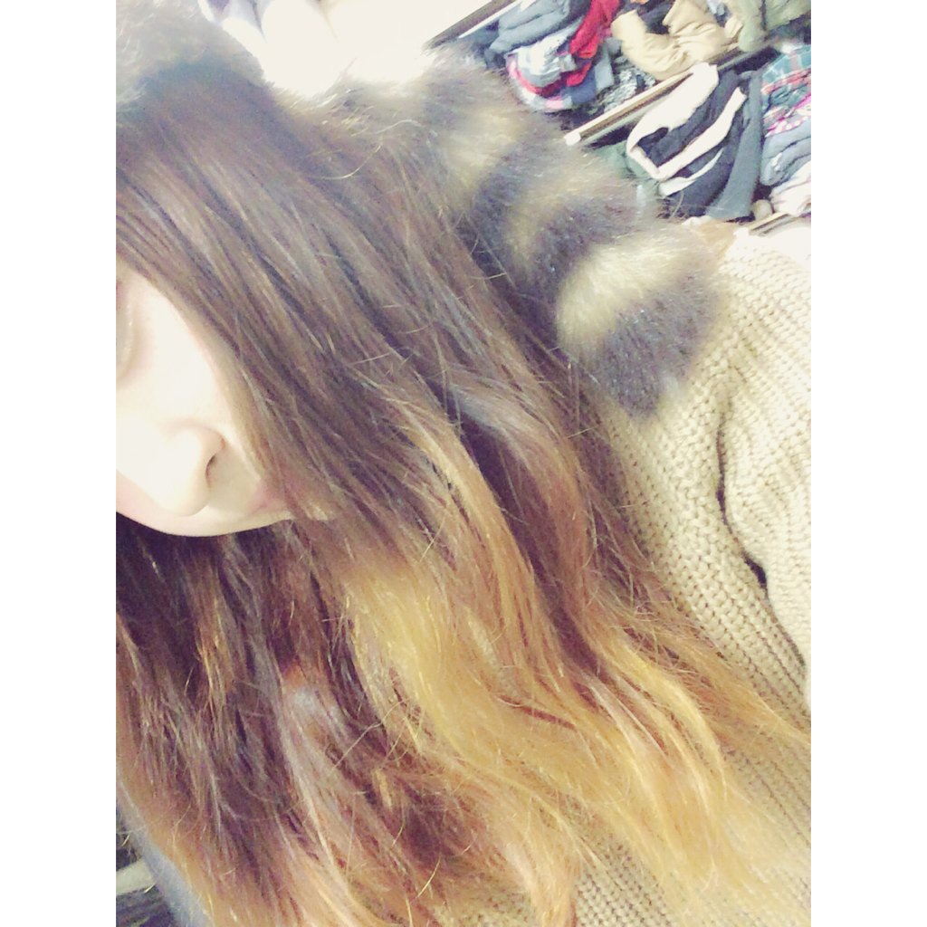 a5nye's tweet photo. これかぶったら前髪ぴょんぴょんなるからぜんぶいれたった🐰✌️今日もシッポがかわええな〜🌼🌼🌼 https://t.co/pBDpGxzG1T