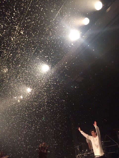 troyesivan tweet picture