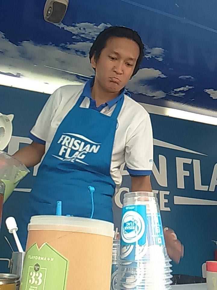 eppy_as's tweet photo. #ffcafe #kliktariktuang at fib ui @susu_bendera https://t.co/2M9YYM7e8R