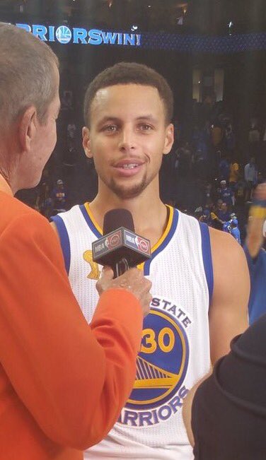 mscheipeter's tweet photo. when steph curry looks into your soul https://t.co/Tjp42BuGtE