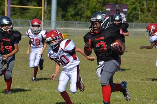 CedricReescano3's tweet image. HARD WORK PAYS OFF! WE PUT A LOT WORK N IN THE OFF SEASON! #KED #OUTLAWS #20TDS ALRDY! MNTH AND HALF TIL WE FINISH!