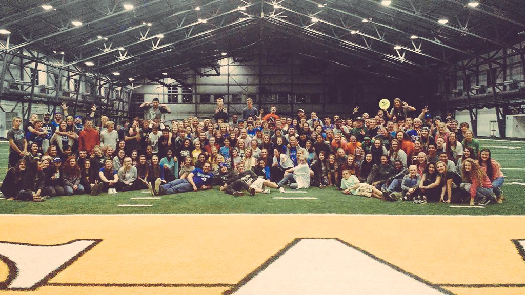 YLLafayette's tweet photo. Sold all city YL club!! Had a blast hanging out with some of our favorite people! #lhsyl #allcity https://t.co/gfp2k4kmJm