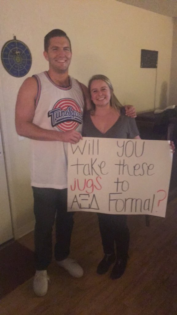 Mcatee22's tweet photo. Dreams do come true. #Formalbound https://t.co/h0dLbjPUzK