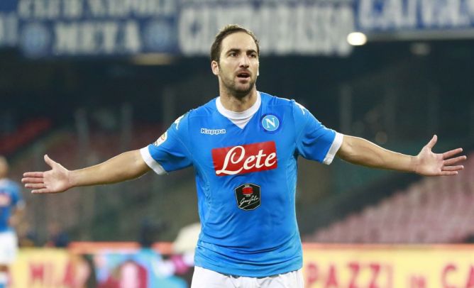 Metro_TV's tweet photo. Higuain: Napoli Bisa Kalahkan Semua Lawan! https://t.co/ZRhkaBrS1t https://t.co/UtyKnSgYzk