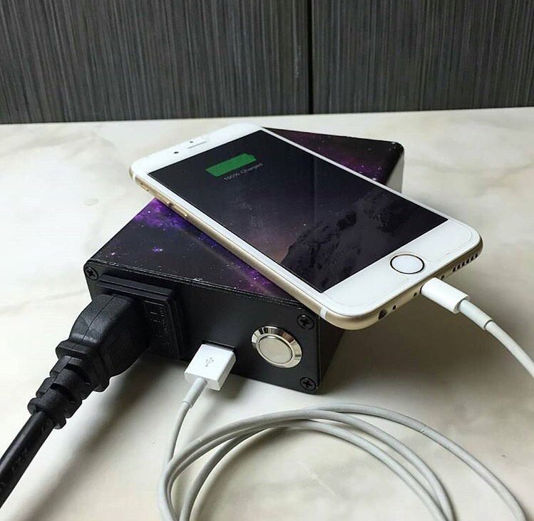baby_grows's tweet photo. All @dabberbox enails can charge your devices. &amp; keep your nail hot. https://t.co/qaDty5PHTo use DMND up to 30% off https://t.co/v5vOloOscx