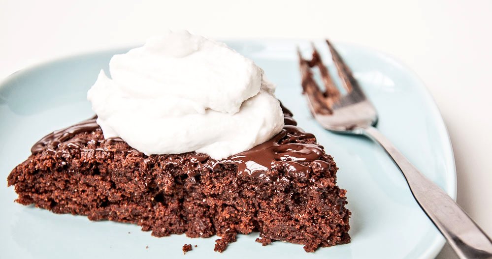 KirstenHenry's tweet photo. 10 Decadent Dishes for Dark Chocolate Lovers ❤️
#vegan 

Recipes
https://t.co/QnBD6ACipH https://t.co/ENBu8Ym1RF