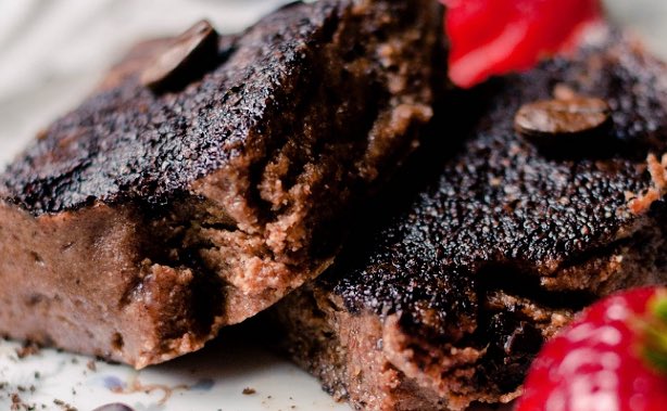KirstenHenry's tweet photo. 10 Decadent Dishes for Dark Chocolate Lovers ❤️
#vegan 

Recipes
https://t.co/QnBD6ACipH https://t.co/ENBu8Ym1RF