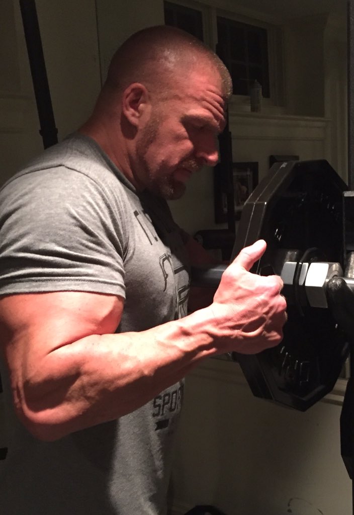 TripleH's tweet photo. Cleanse is over..... Feeling good.
Time to get serious @DeFrancosGym @StephMcMahon #NewGoals #DoTheWork https://t.co/iBqzlab2Hn