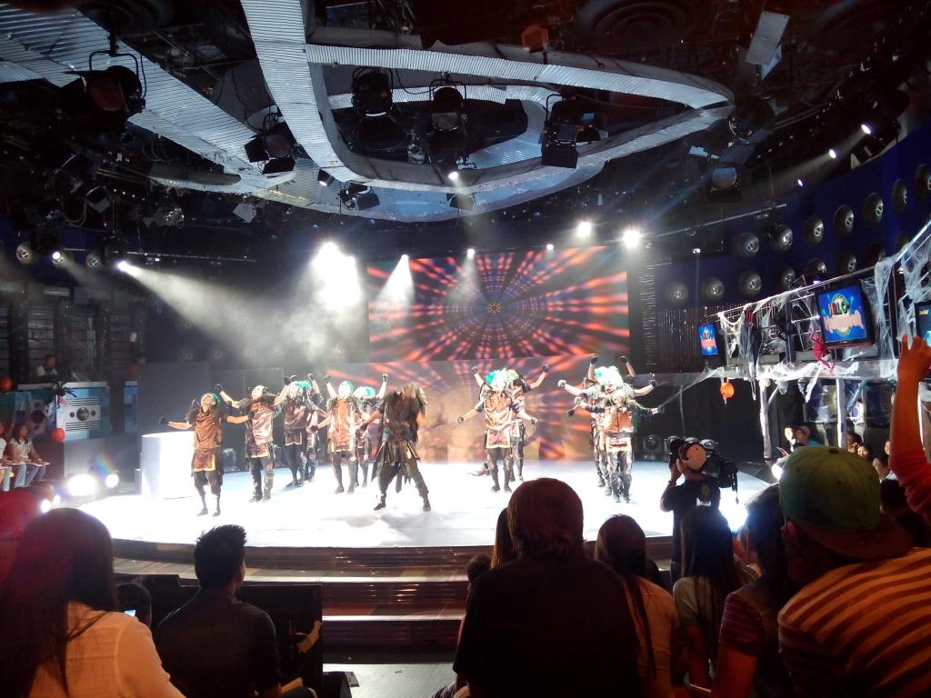 itsShowtimeNa's tweet photo. Ang pangatlong grupo para sa Halo-halloween, ang In The Name Of The Guardians ng Muntinlupa! #ShowtimeHuweBEST https://t.co/Rnxeq7vBLY