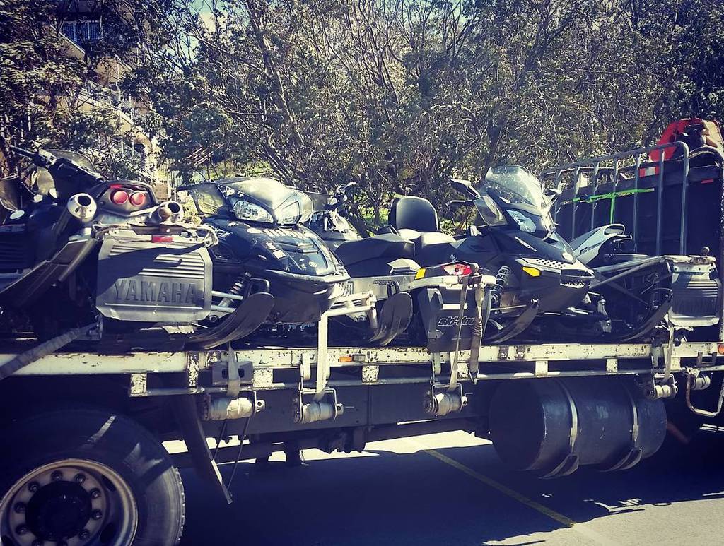 SnowmobileFotos's tweet image. #Snowmobile Foto: By Instagram sammywoods11 ift.tt/1P6WRbq Sled city bitch! ❄
#snowmobile #dontneedthem #…
