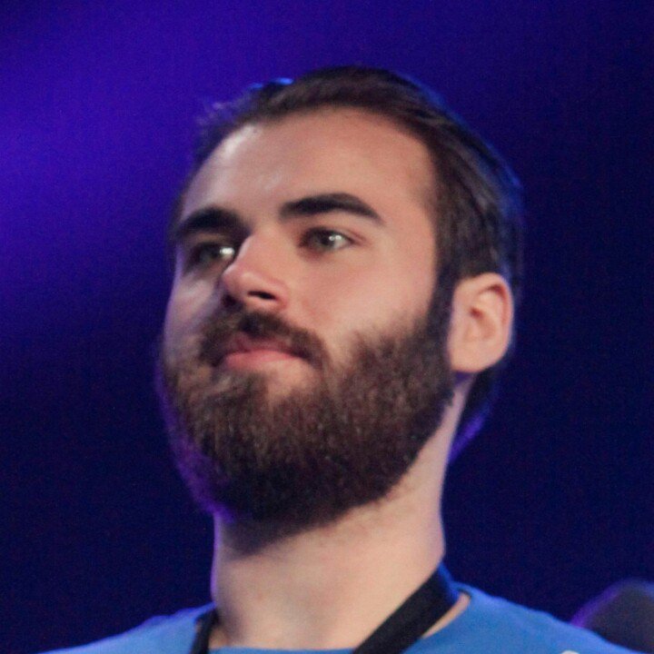 gynarchy's tweet image. Fear the beard! #HeroesWC