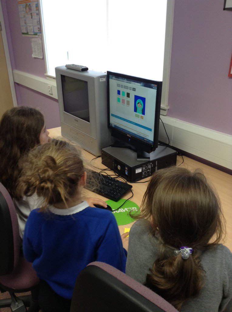 DeanburnPS_P3's tweet photo. Initial mission complete! We have all signed up to become @unspaceagency cadets! #futureastronauts #personalprofiles https://t.co/volOuP8SAW