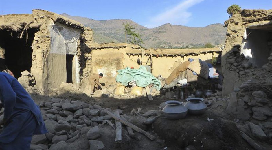 globovision's tweet photo. Pakistán asegura que no necesita ayuda exterior para hacer frente al terremoto https://t.co/eYgsAx7IQA https://t.co/GTShFhaxiK