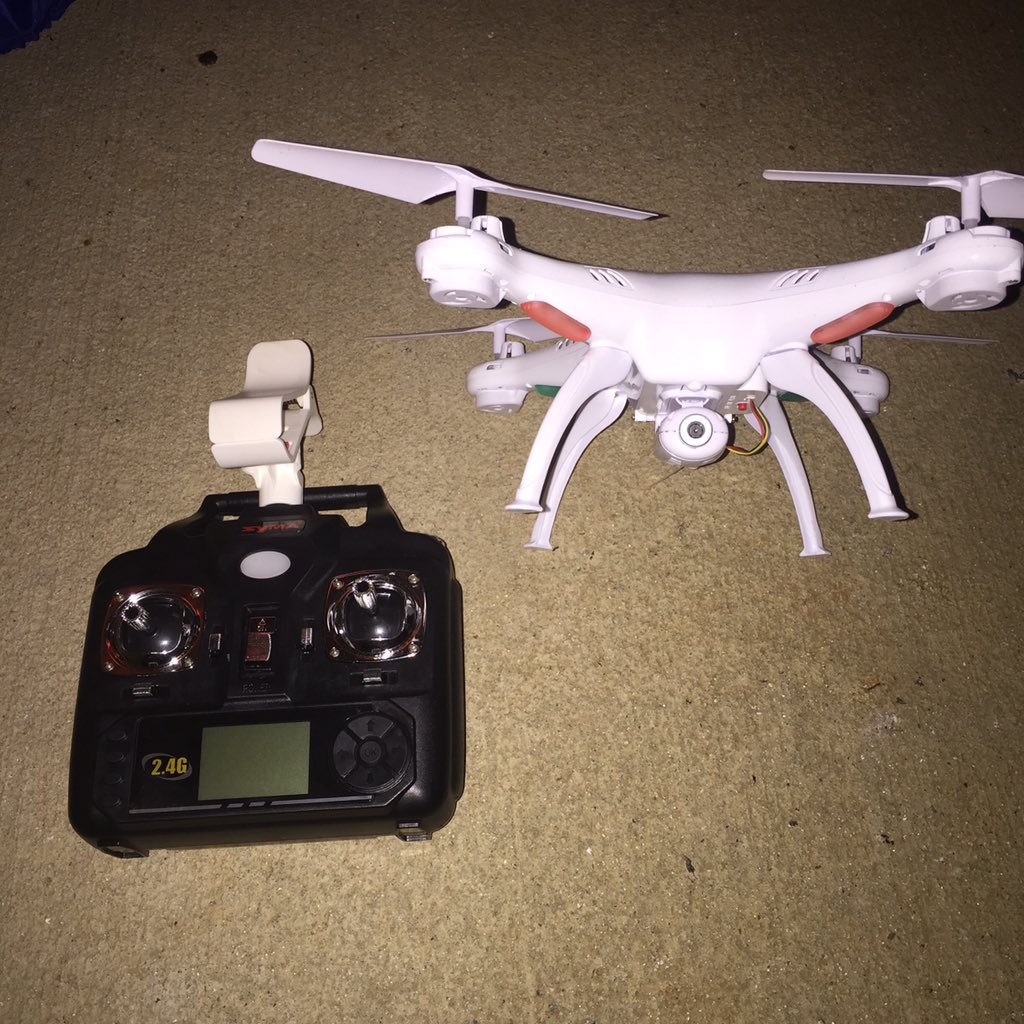 ZubsoIv's tweet photo. Best investment so far.. #syma # #x5sw #drone #fpv #uav https://t.co/U7fvdfl2xC