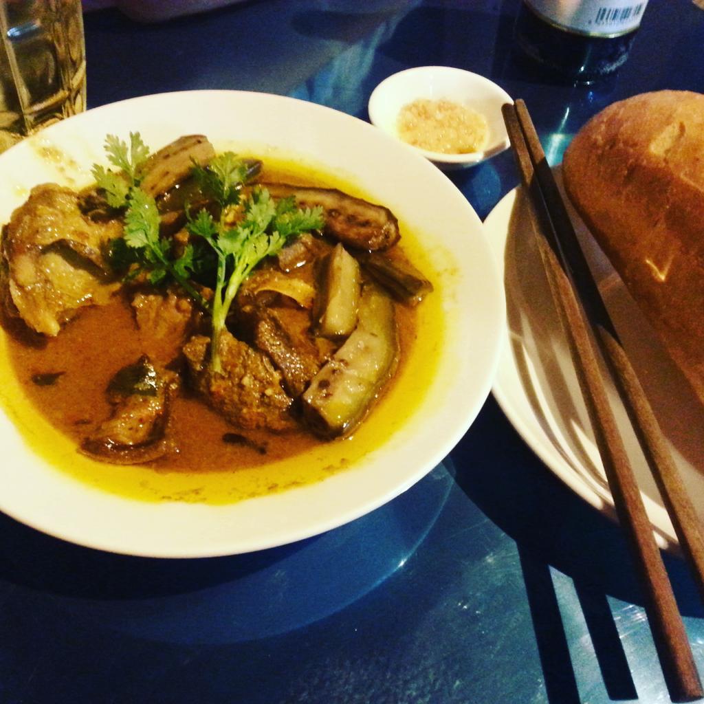 laiproduction's tweet photo. Cà ri dê Ớt Già, hương vị ấn độ chính hiệu. https://t.co/YTAsq6wjoX