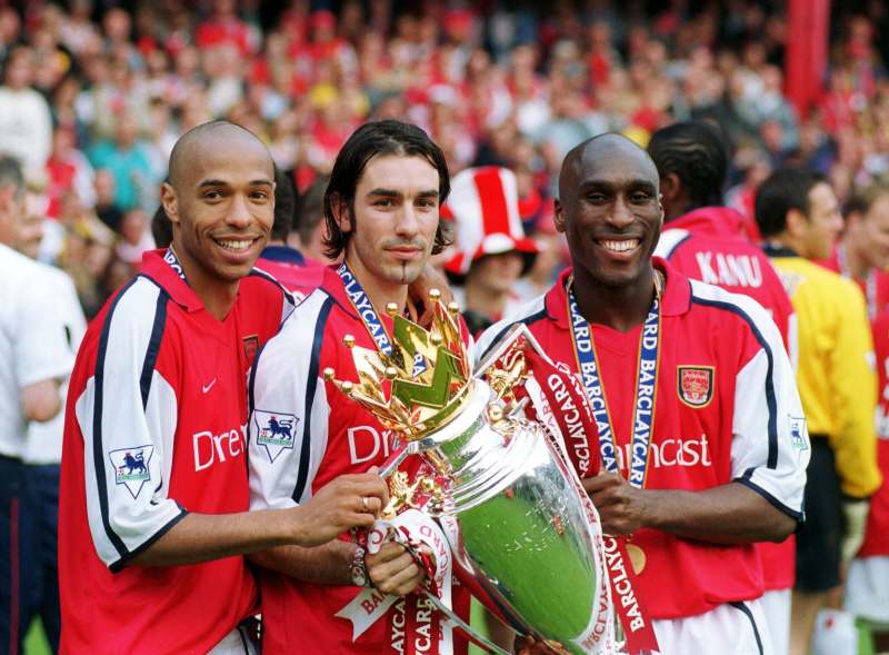 Happy 42nd Birthday to Robert Pirès! Pencetak 84 gol dalam 284 penampilan bersama Arsenal.  via 