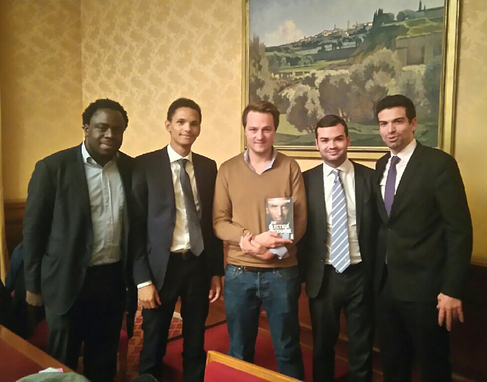 RefonderDroite's tweet photo. Merci à @geoffroylejeune invité de notre débat "Quelles droites en 2017?" hier à l'Assemblée nationale. https://t.co/7BDfNQiWDY