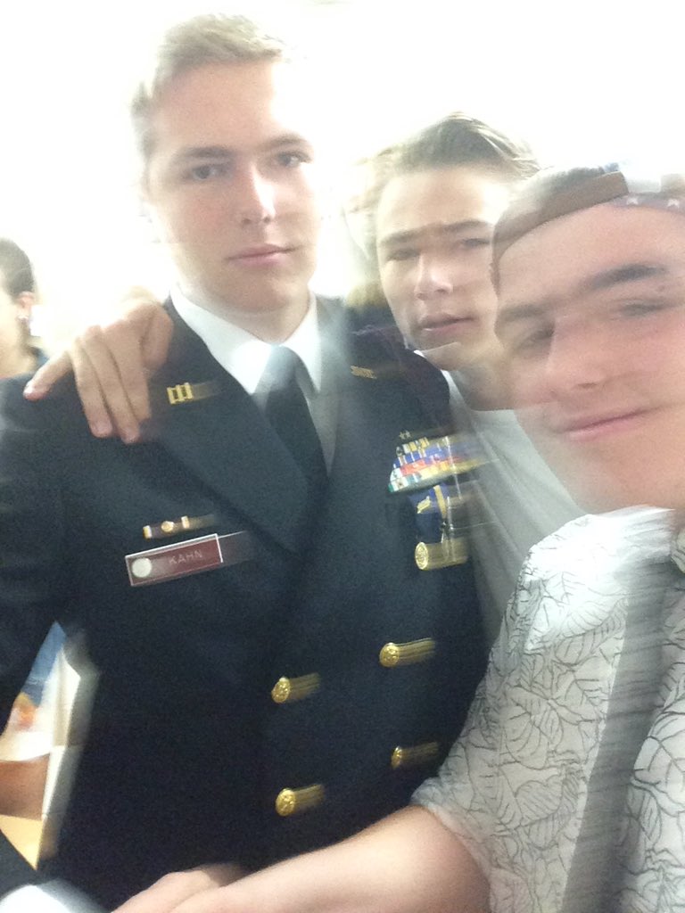 matthall4prez's tweet photo. i love the milli(meat)ary https://t.co/aT7IR0DWbs