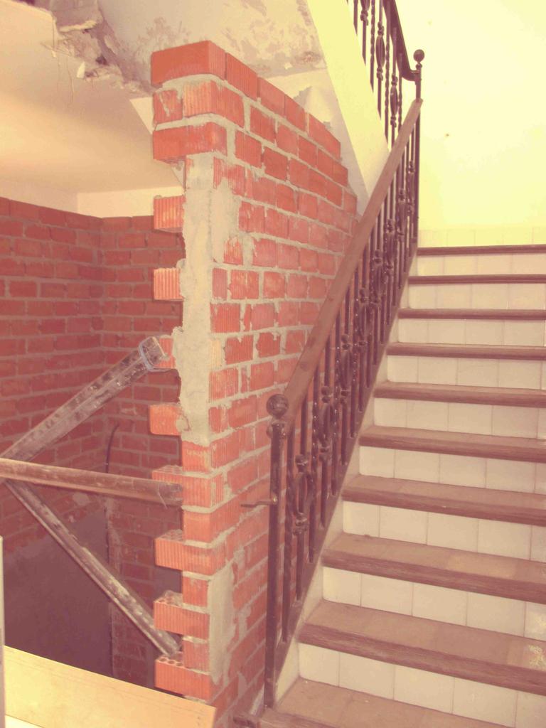 RestauroSL's tweet image. Ejecución de hueco para instalación de ascensor #sevilla #sevillahoy