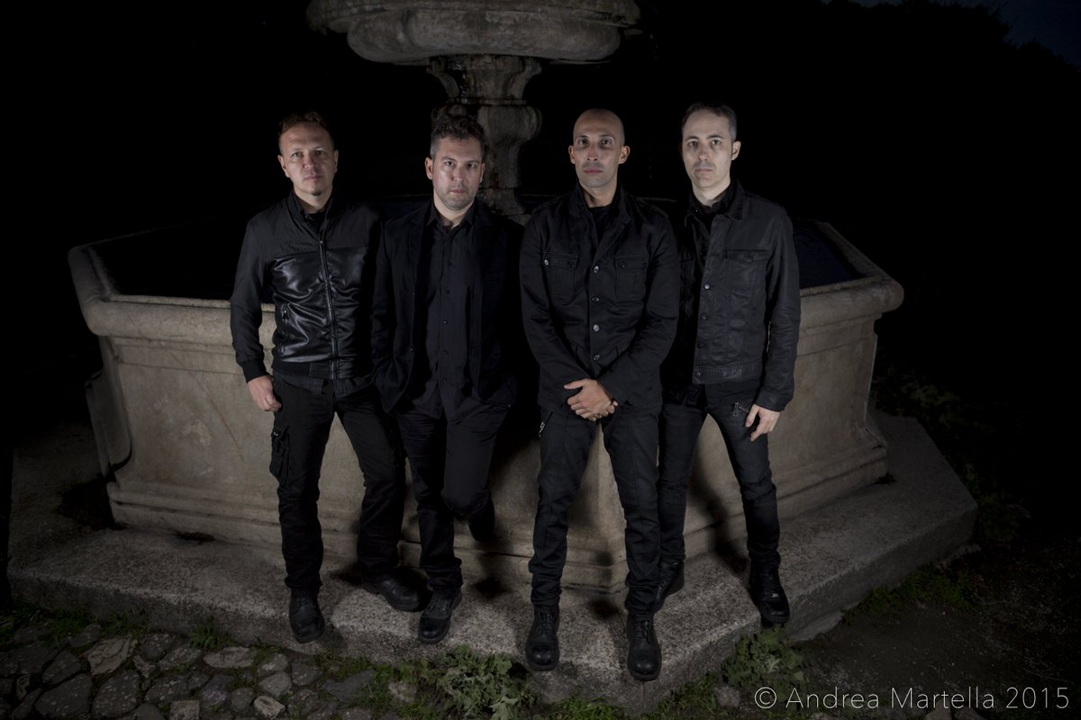 bandhaloeffect's tweet photo. Halo Effect 2015 - Life is Perfect 
(pic by Andrea Martella) https://t.co/kM3sCizIrP