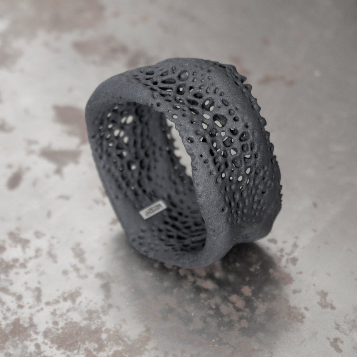 Carapace Close Bracelet black - carapaceproject.com/store/carapace… #fashion #style #design #carapace #3dprinting #form #pattern