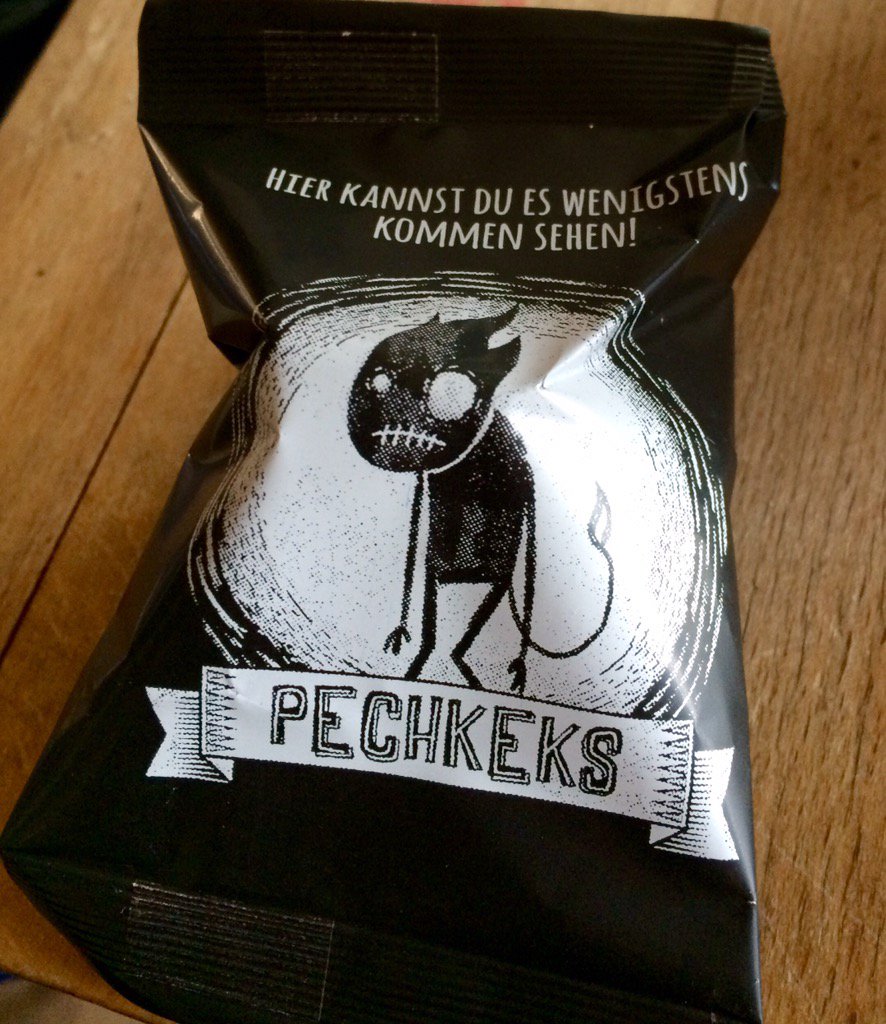 DottiToellner's tweet photo. @coribeth_ @pbihq @Lenacorinna @ROCsociety found on t mighty shelves of @veganz - German brother of fortune cookie? https://t.co/lEO7SbXI6H