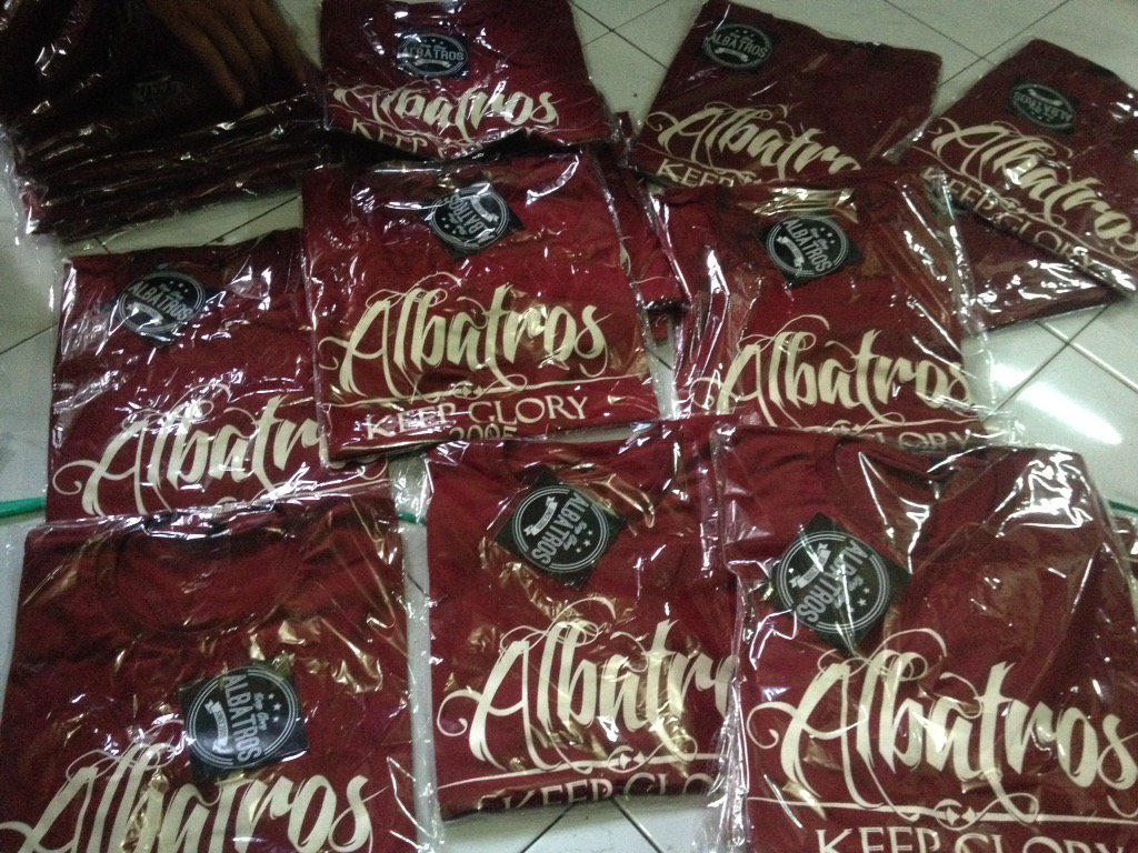 ALBalbatros's tweet photo. Alhamdulilah udah jdi ni baju bru kta. Ambil di setiap kordi angkatannya ya. Ato ga langsung ke tongkrongan masing2 https://t.co/raVsnVQcAT