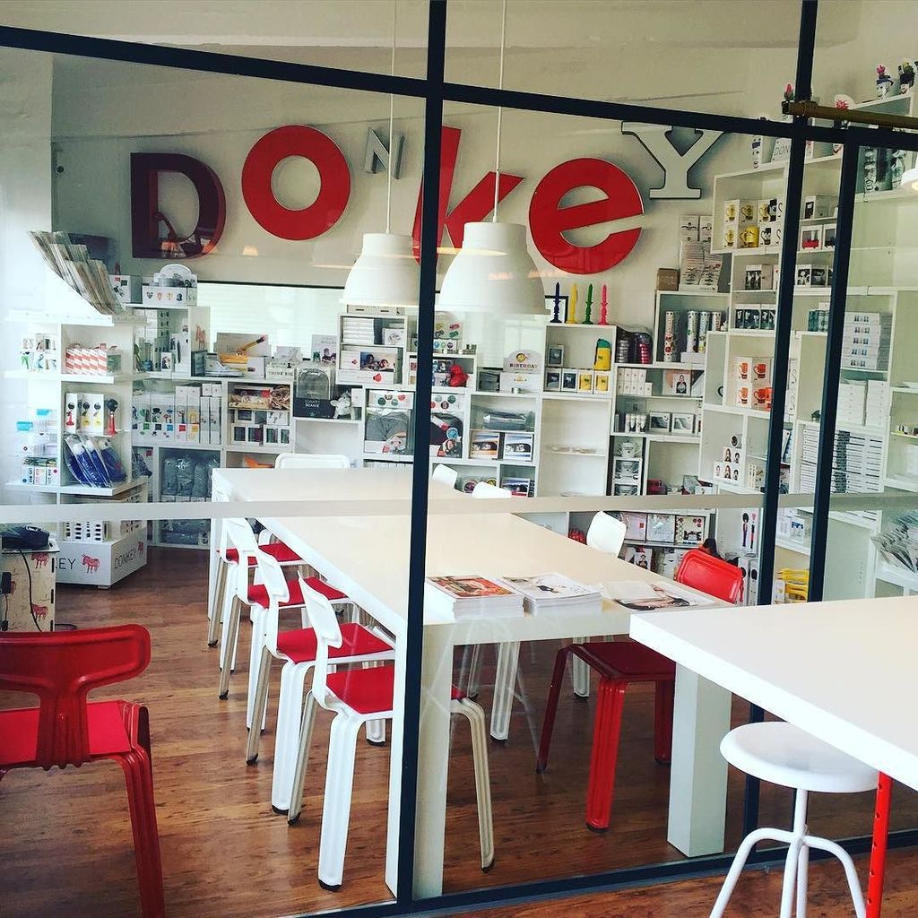 DonkeyProducts's tweet photo. Have you seen our #office in #hamburg? Here u can see our #showroom #conferenceroom....more to come....#donkeyoffic… https://t.co/RKnm5LmqDy
