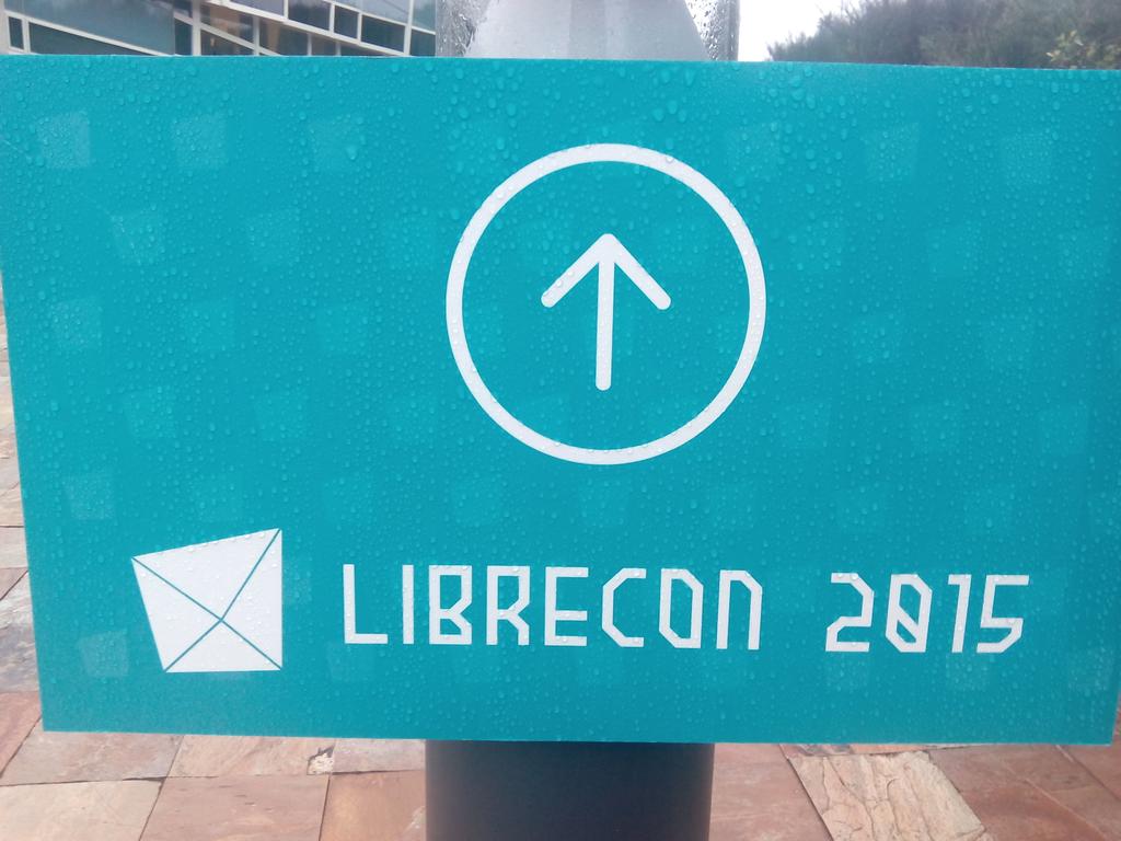 gpul_'s tweet image. Xa estamos botando unha man os de GPUL pola #librecon ;)