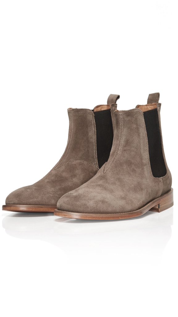 lowdown_media's tweet photo. The @representclo Chelsea Boots-Taupe are what shoe dreams are made of. https://t.co/BvJZCm8mzL