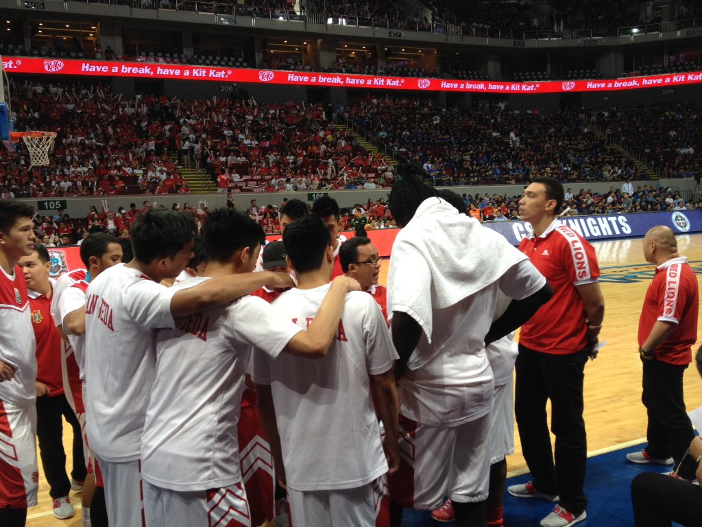 inquirersports's tweet photo. Coach Jamike Jarin giving @SanBedaRedLions his instructions before the start of Game 3. #NCAASeason91 https://t.co/OEW4kbKHZh