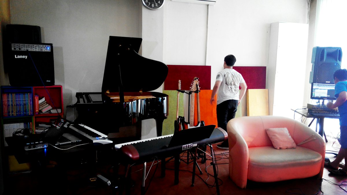 Setting untuk Persiapan live recording sore ini bersama @SMI_Ngagel #surabaya <a href="/SMIReady/">SMI Ready</a> #project