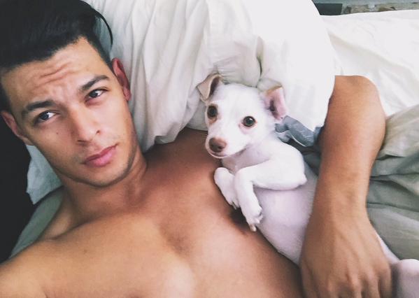 NadaFathiSayed's tweet image. Happy 26th birthday to the one and only @OfficialChehon i hope you hade a great day 🎉 🎂 ❤ #IAMFORCE