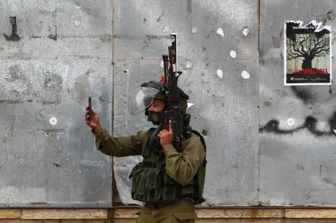 Metro_TV's tweet photo. Lagi, Warga Palestina Tewas Ditembak Usai Tikam Prajurit Israel https://t.co/fO5TOd5Apf https://t.co/XFQGgXNtX9