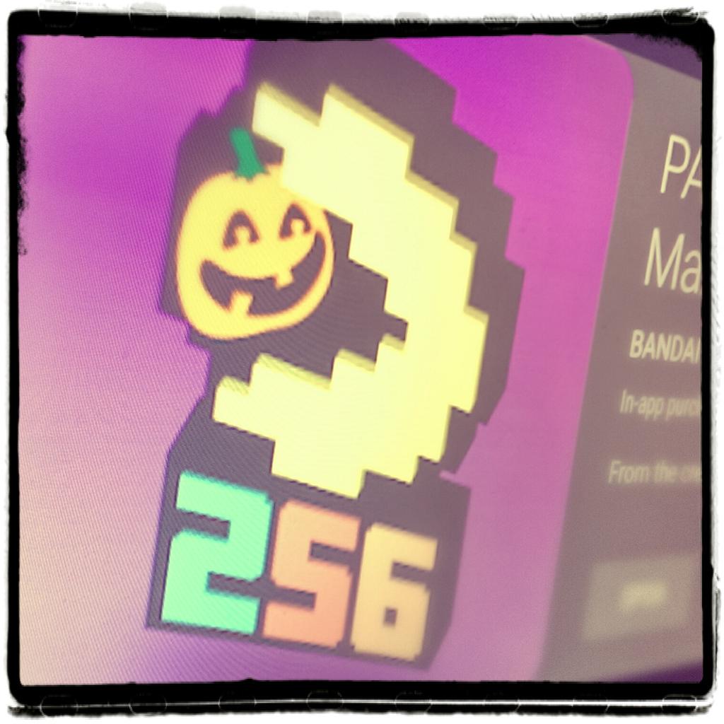 muzboz's tweet image. Ah, yep, just installing the essentials straight off!  #NexusPlayer @ASUS Gamepad Yeah!