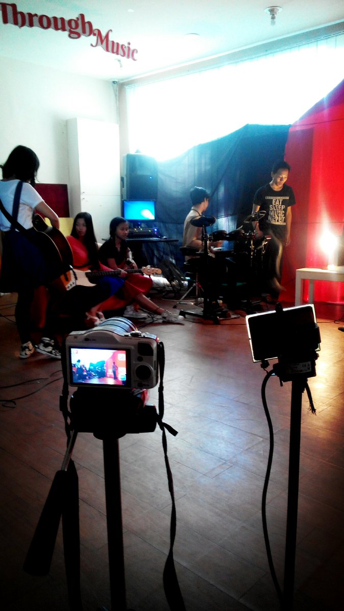 Now.. Group one - take recording #wow #project @SMI_Ngagel <a href="/SMIReady/">SMI Ready</a>