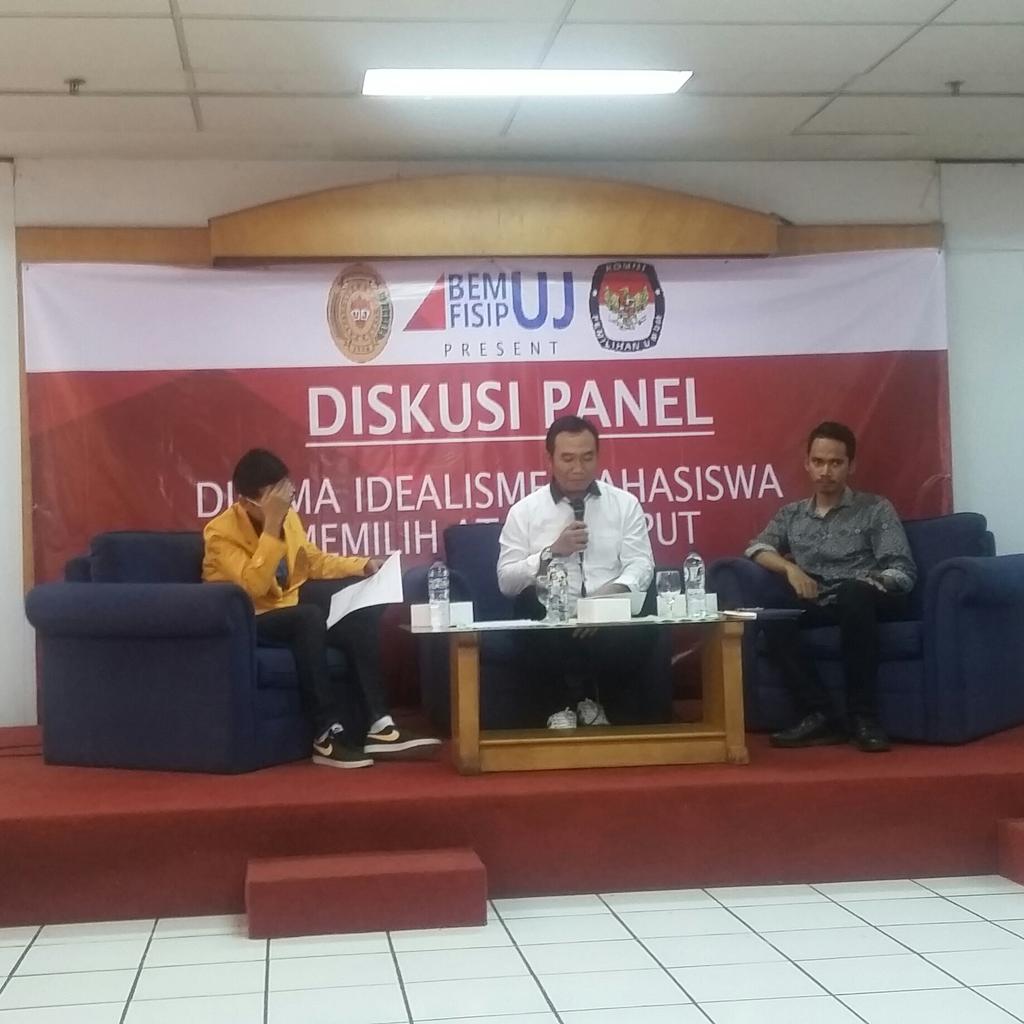 <a href="/sp_kpu/">آناقة 🥀 كود خصم نون LMN181</a> dan <a href="/heroikmp/">heroik mutaqien p</a> bertemu satu panel. Guru dan murid dari perguruan pemilu (UGM).