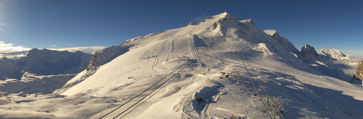 WXRonaldo's tweet photo. #Tignes in #France this morning via FB. #Grandbeau #Kaiserwetter https://t.co/mXCYuQEy0J