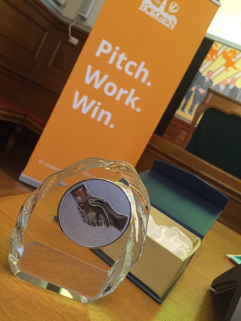 sducortexlab's tweet photo. SDU Cortex Lab får prisen som Årets Universitets Inkubator 2015! #sducortexlab #startupborgen15 https://t.co/1hp6vDWqOa