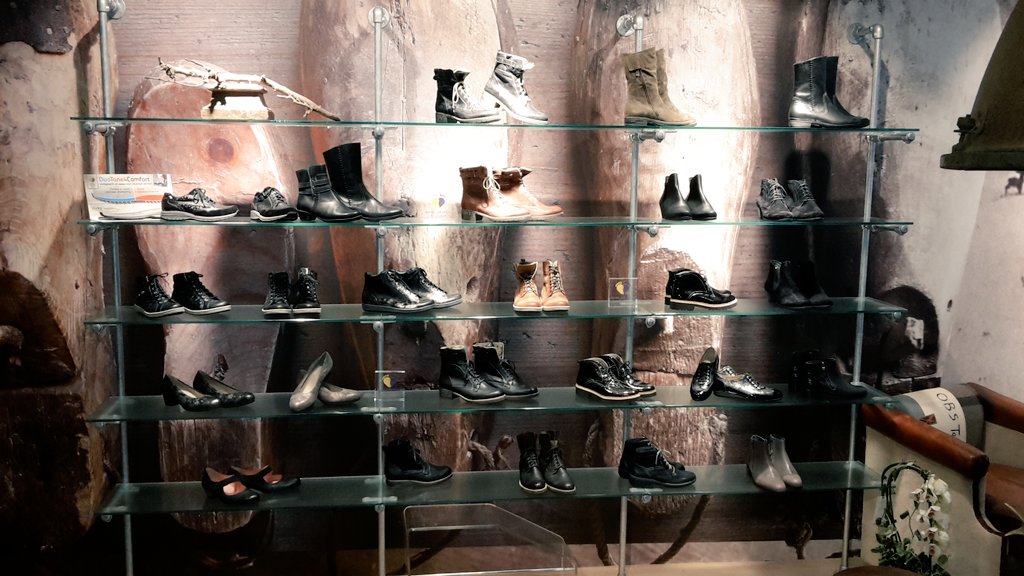 Durea Shoes tweet media