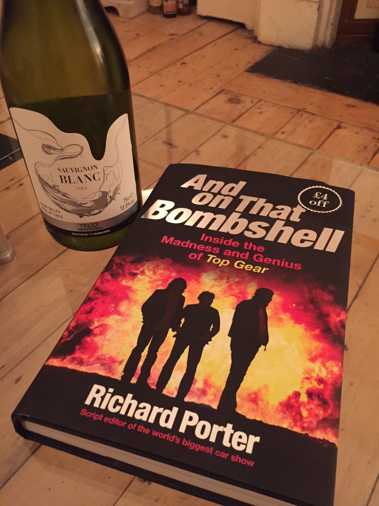 harrismonkey's tweet photo. Much as it pains me to promote his talents, the @sniffpetrol book is very very entertaining. Must-have Xmas pressie. https://t.co/vHe6uuUHUQ